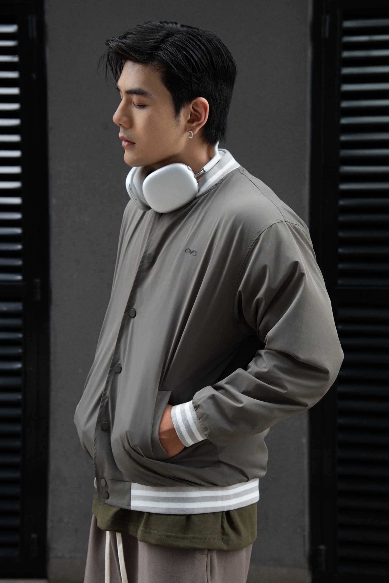 AG19 FACTORY LOOSE FIT BASIC BOMBER - GREY