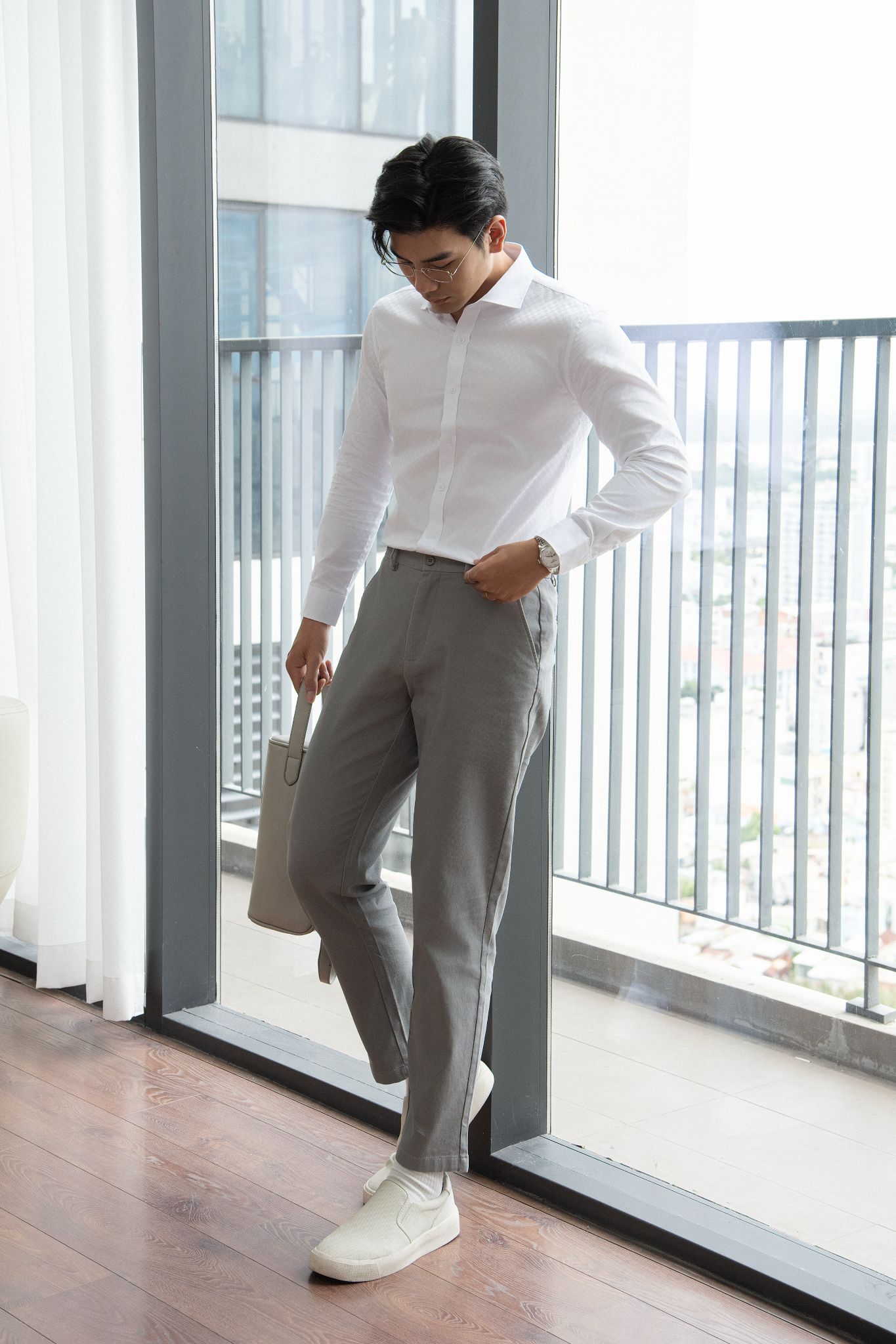 AG5P1 PREMIUM SLIMFIT CHECKED SHIRT - WHITE