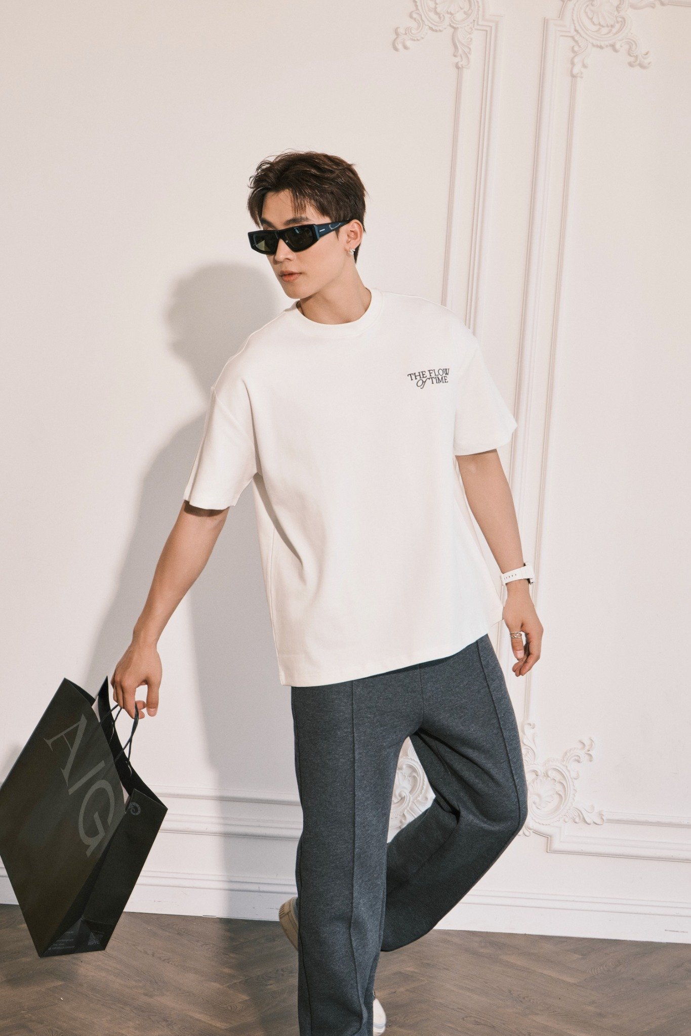 T718 STUDIO LOOSE FIT EMBROIDERED LOGO T-SHIRT - WHITE
