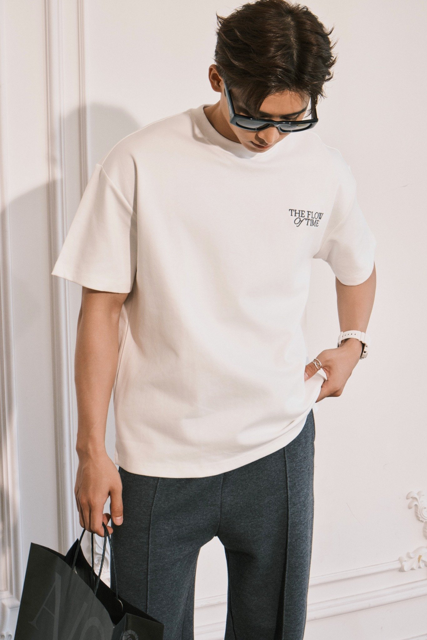 T718 STUDIO LOOSE FIT EMBROIDERED LOGO T-SHIRT - WHITE