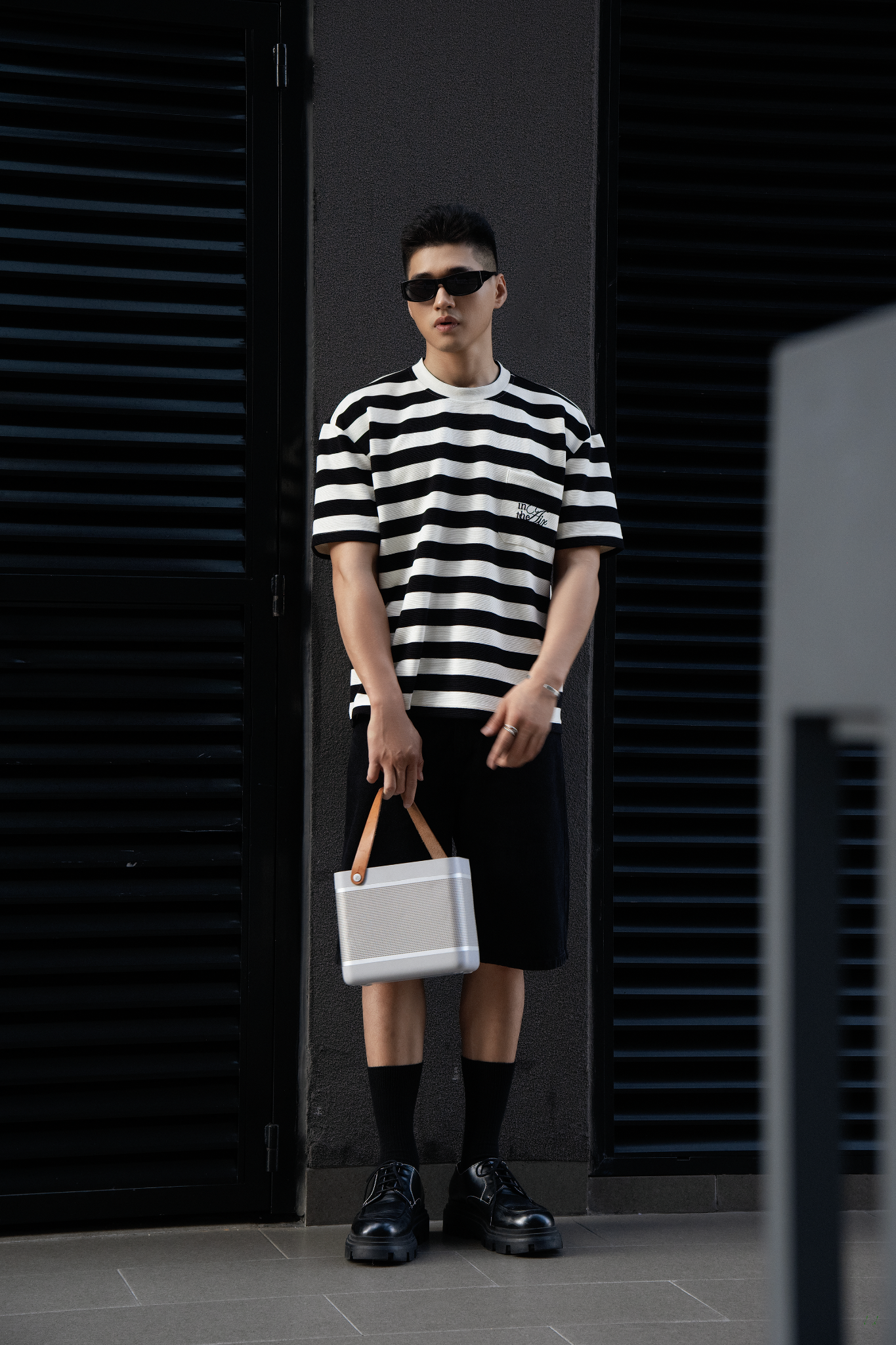 AG04 FACTORY LOOSE FIT BAGGY SHORT JEANS - BLACK