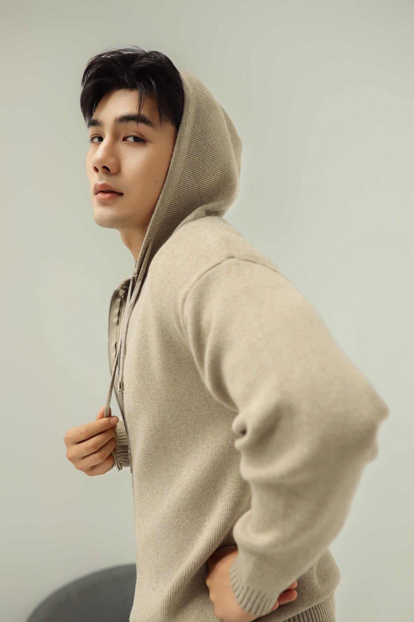 AG731 STUDIO SLIMFIT ZIP-UP RIB KNITTED JACKET - BEIGE