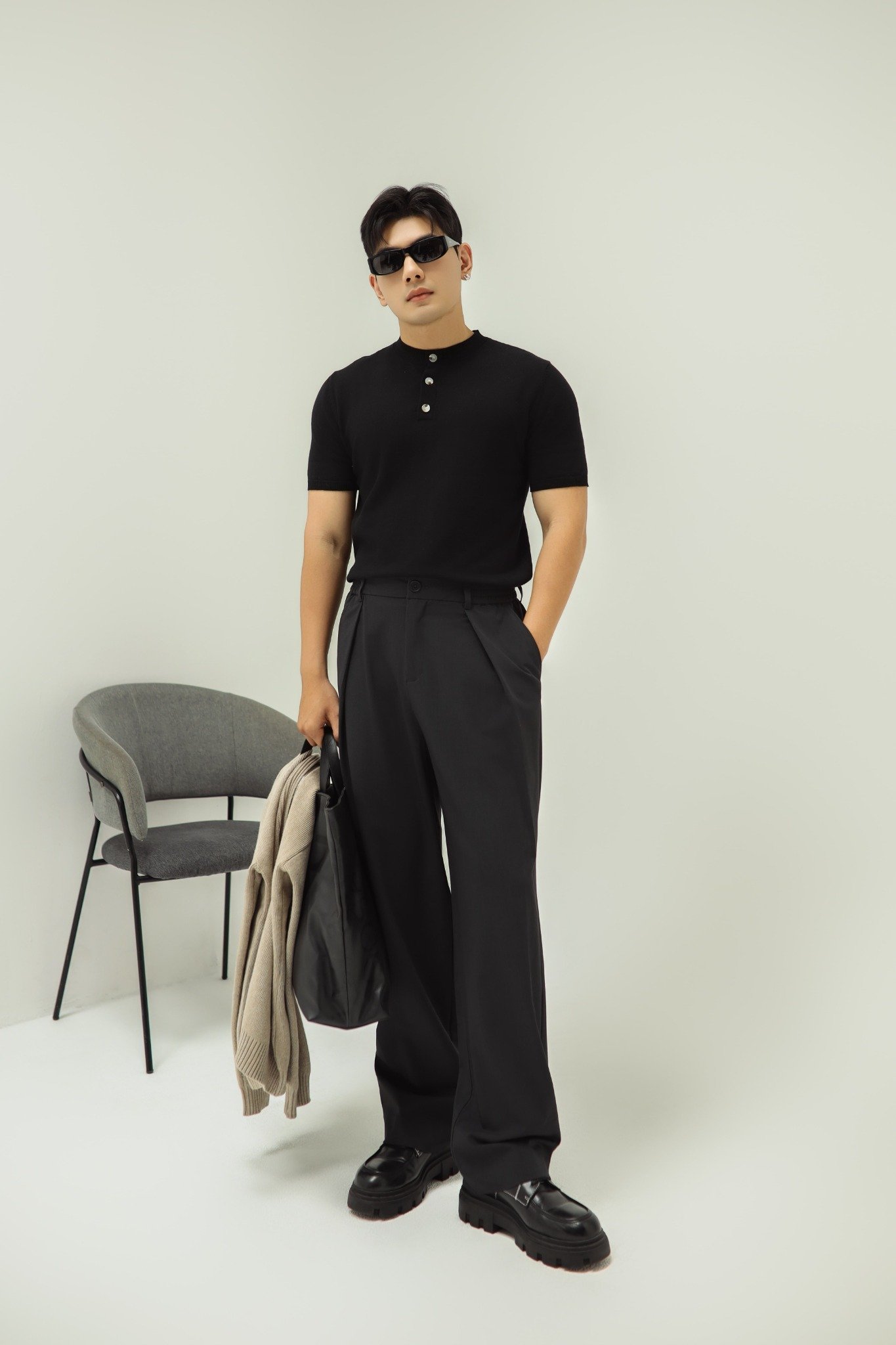 AG607 PREMIUM REGULAR FIT KNIT T-SHIRT - BLACK