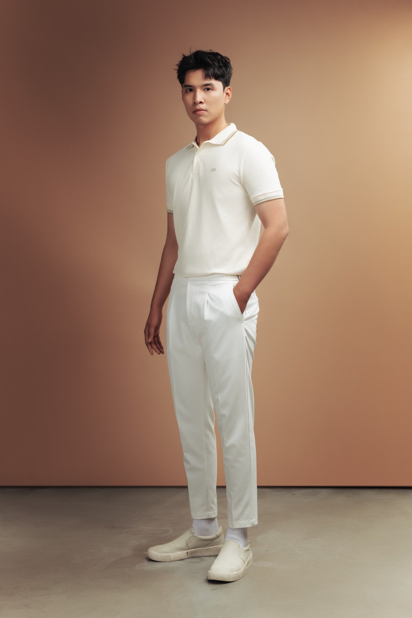 AG6101 PREMIUM SLIMFIT POLO - OFF WHITE