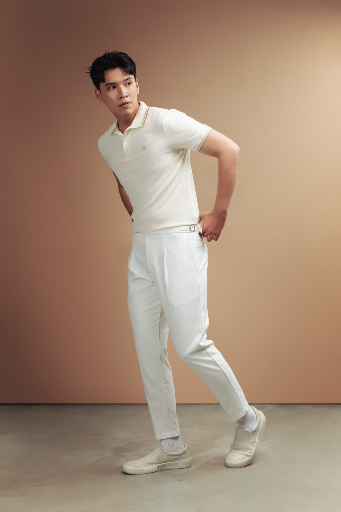 AG6101 PREMIUM SLIMFIT POLO - OFF WHITE