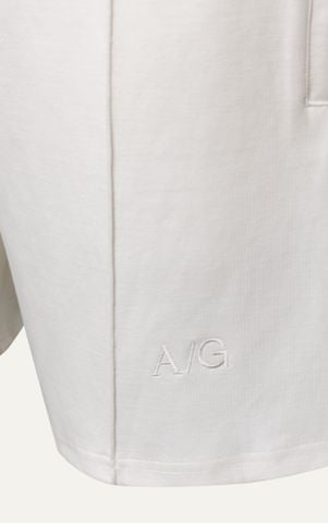 AG07 STUDIO LOOSE FIT BASIC SHORT - WHITE