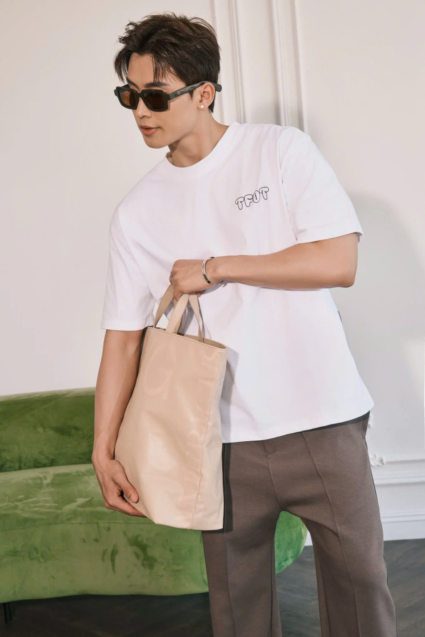 AG15 STUDIO LOOSE FIT BUBLE PRINTED LOGO T-SHIRT - WHITE