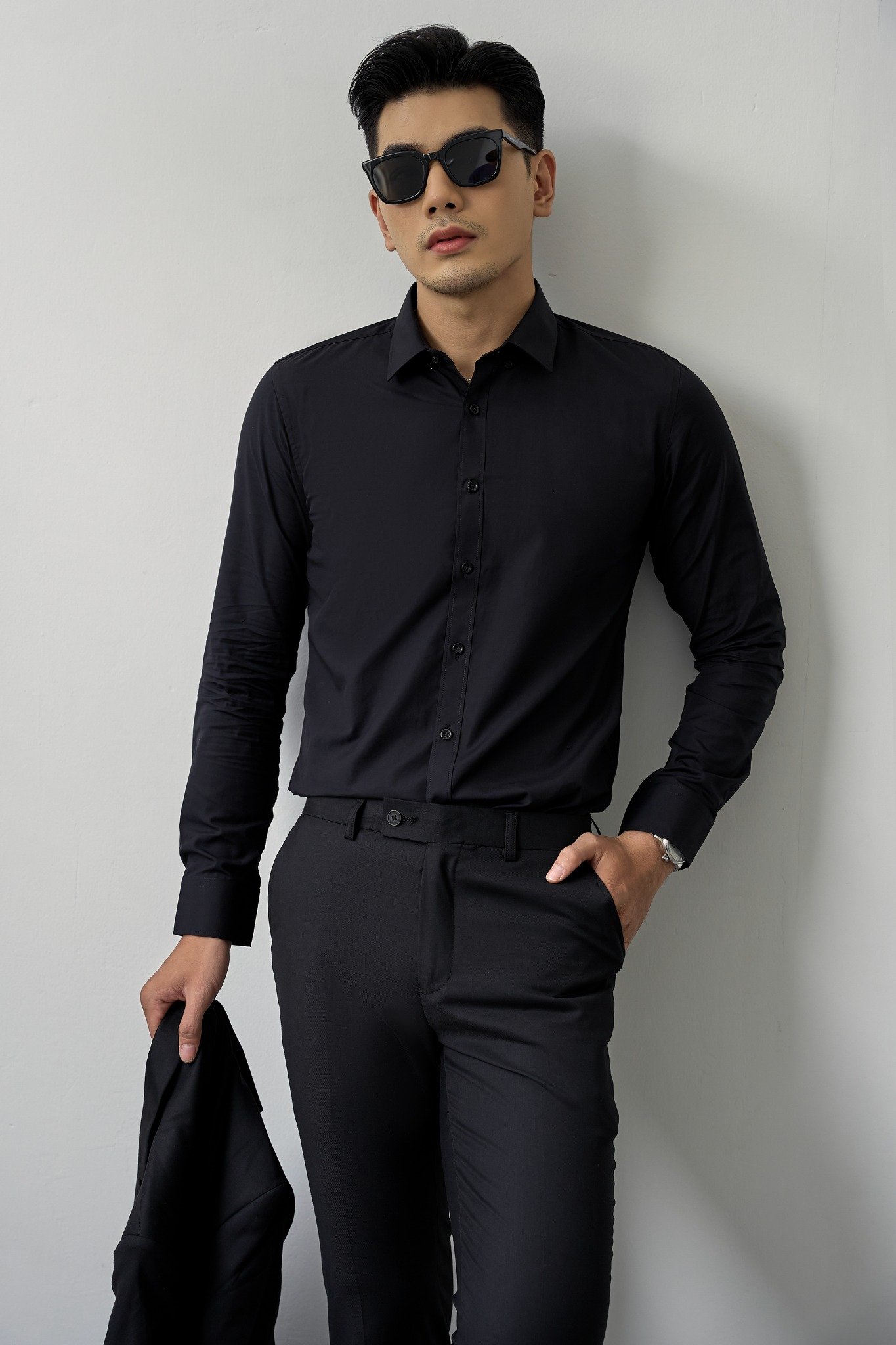 AG53 PREMIUM SLIMFIT CLASSIC FIT SHIRT - BLACK