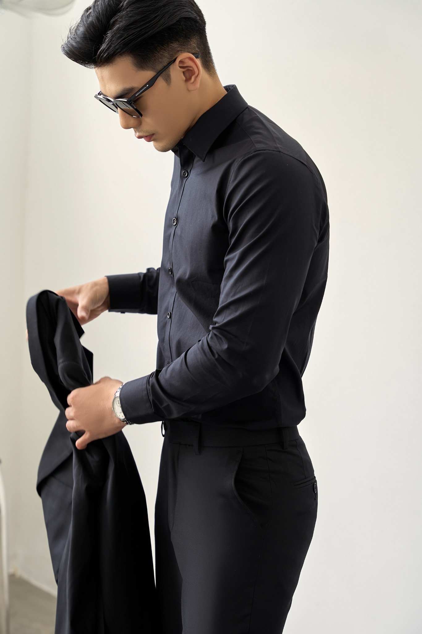 AG53 PREMIUM SLIMFIT CLASSIC FIT SHIRT - BLACK