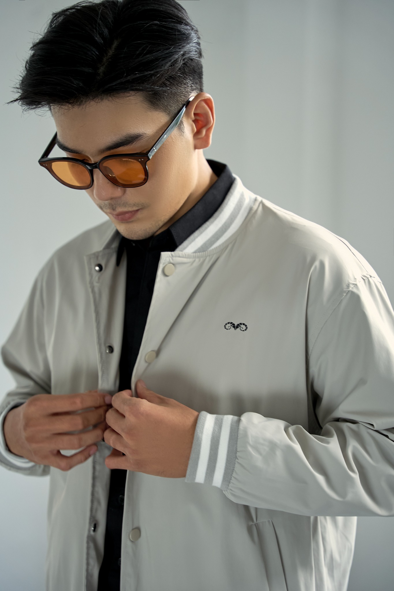 AG19 FACTORY LOOSE FIT BASIC BOMBER - LIGHT GREY