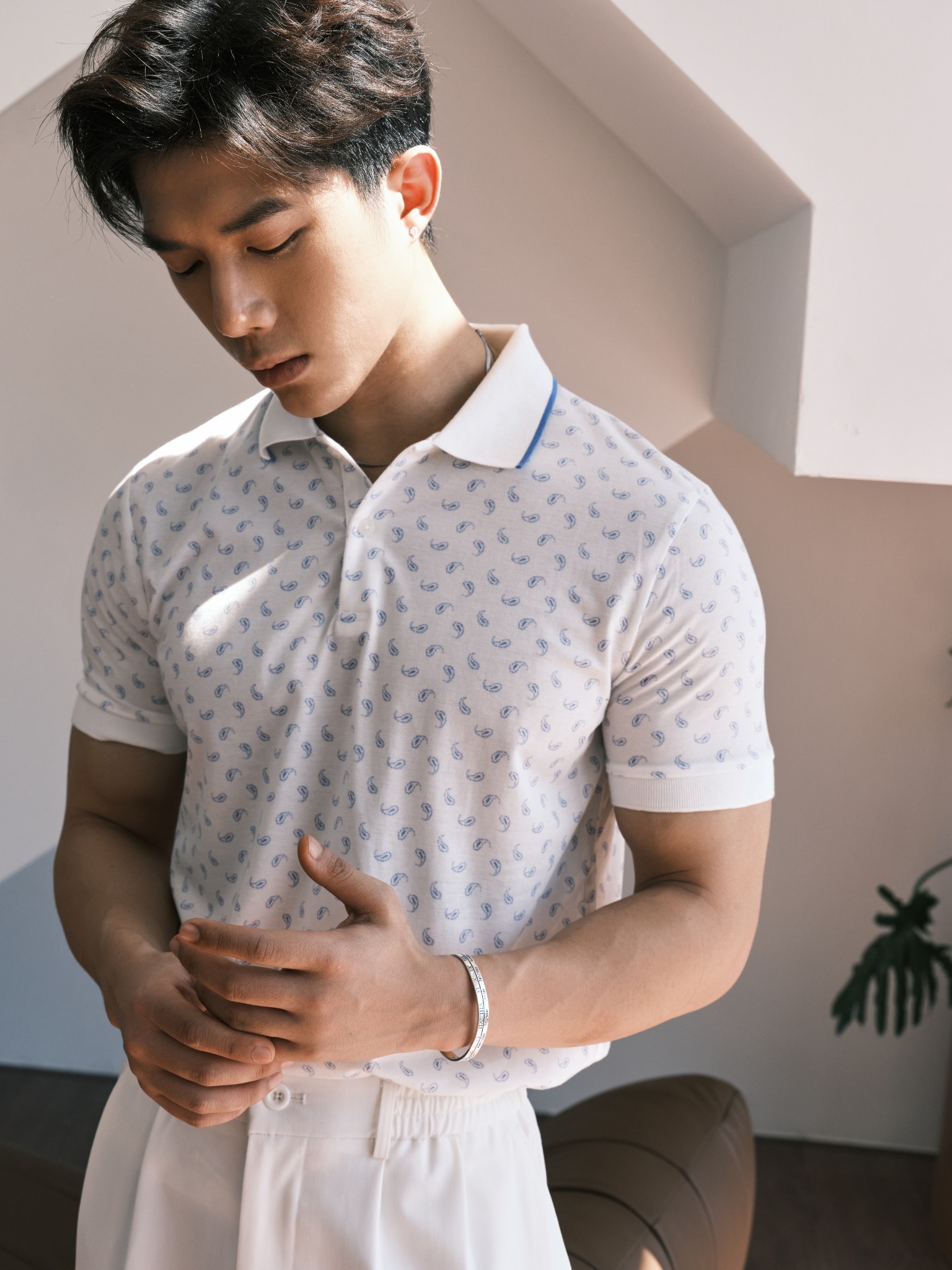 AG39 PREMIUM SLIMFIT SMALL BLUE TEXTURED POLO - WHITE