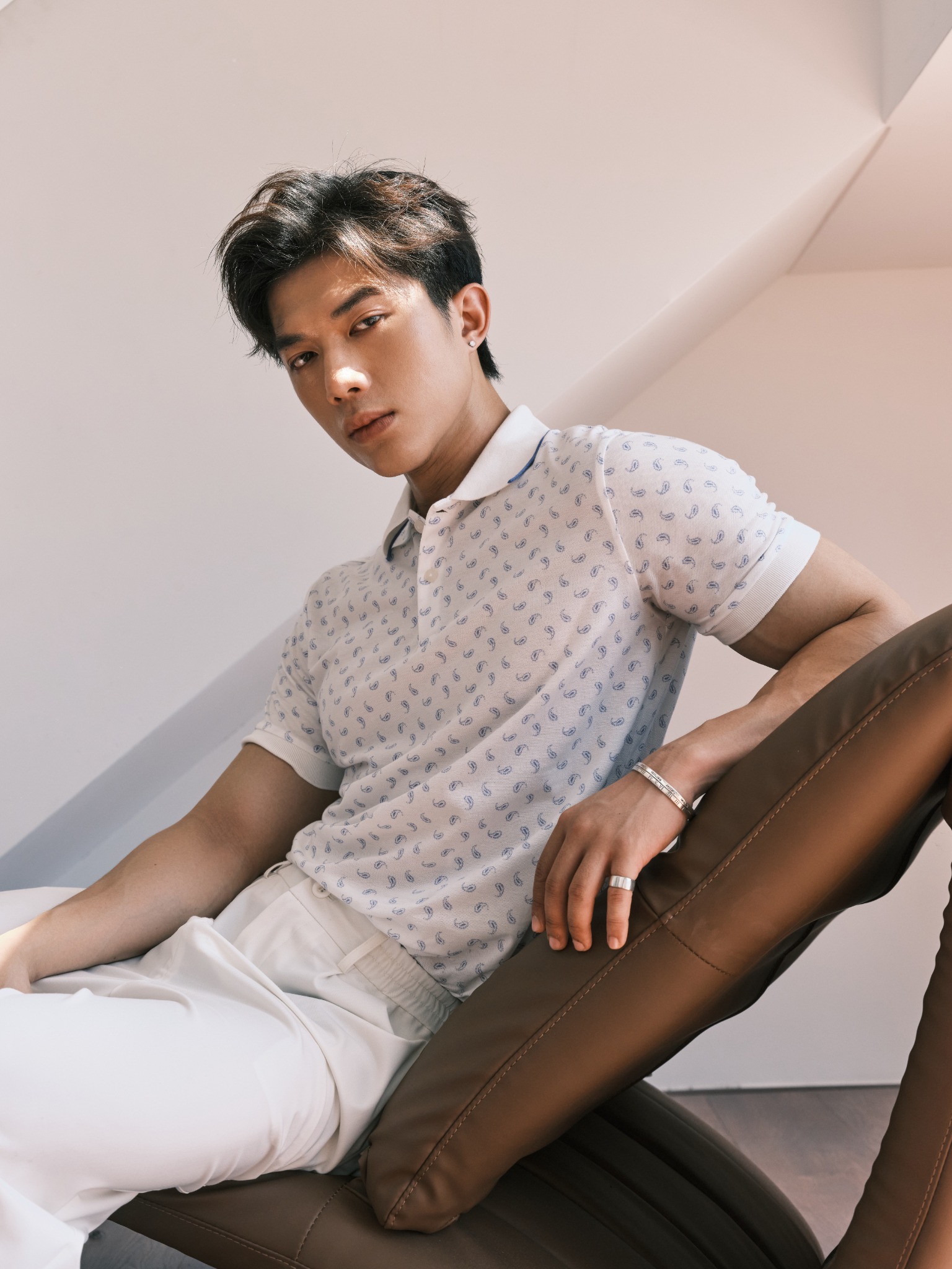 AG39 PREMIUM SLIMFIT SMALL BLUE TEXTURED POLO - WHITE