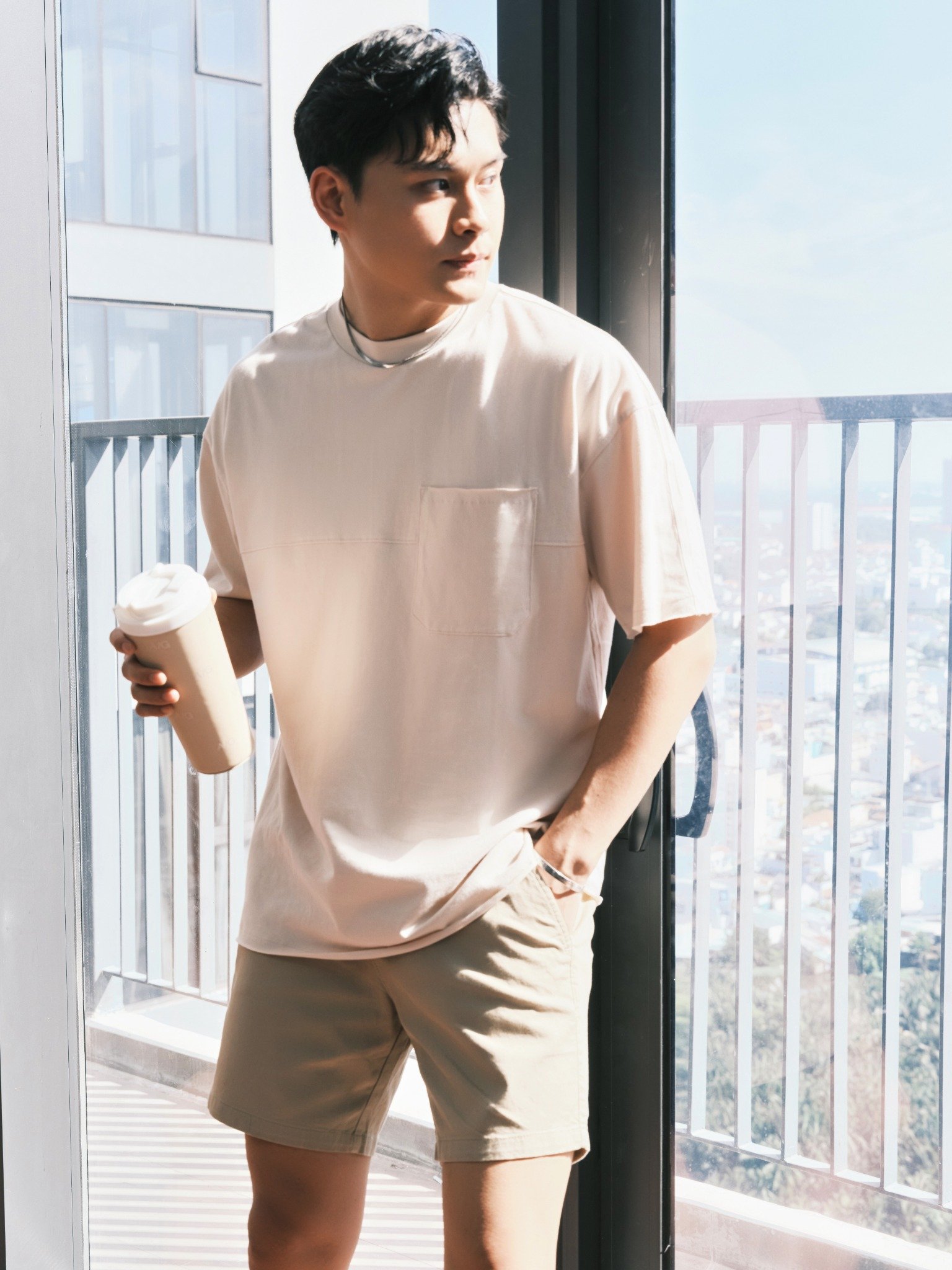 AG681 FACTORY OVERSIZE T-SHIRT WITH CHEST POCKET - OFF WHITE