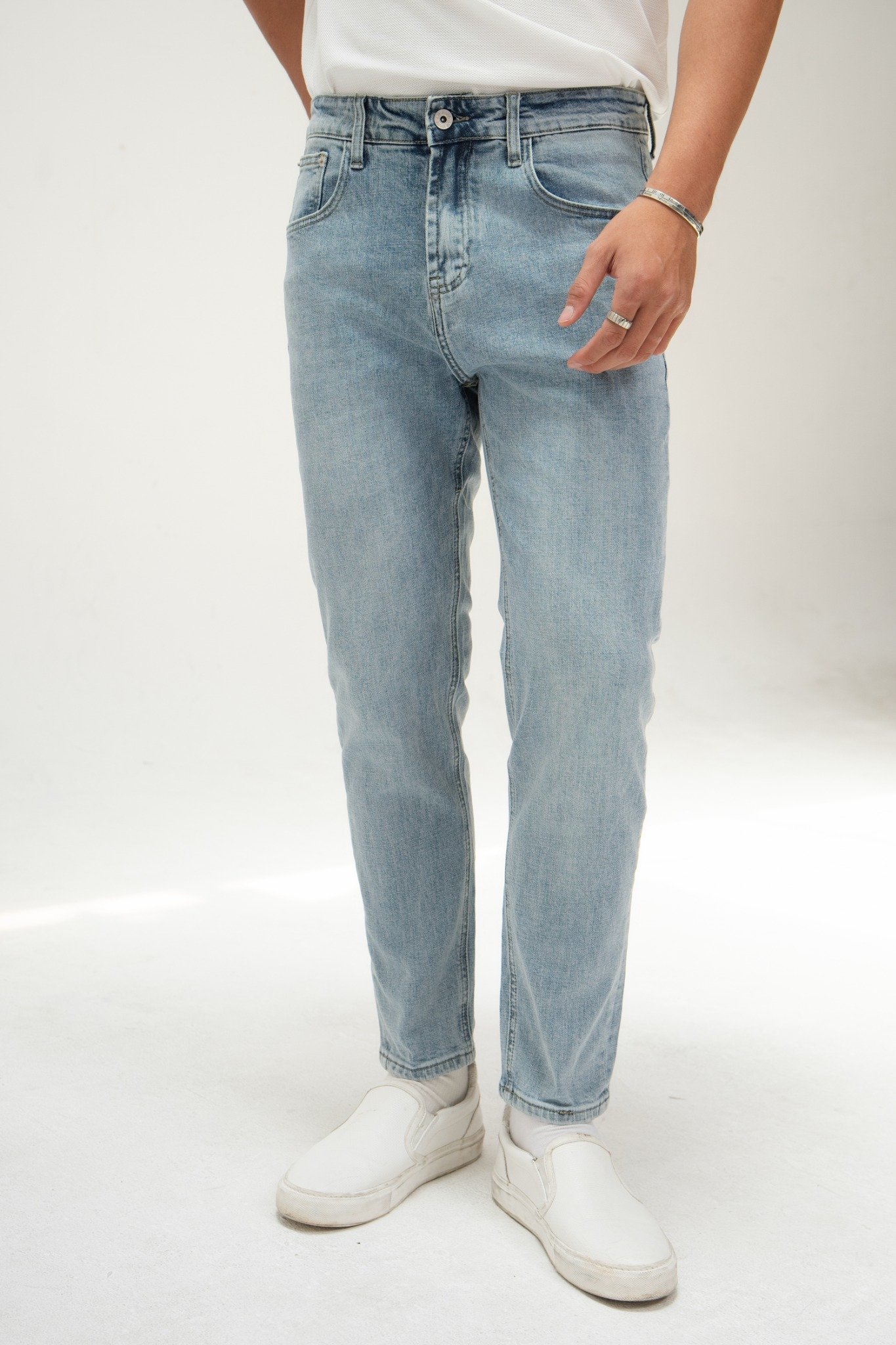 AG07 PREMIUM SLIMFIT LIMITED JEANS - LIGHT BLUE