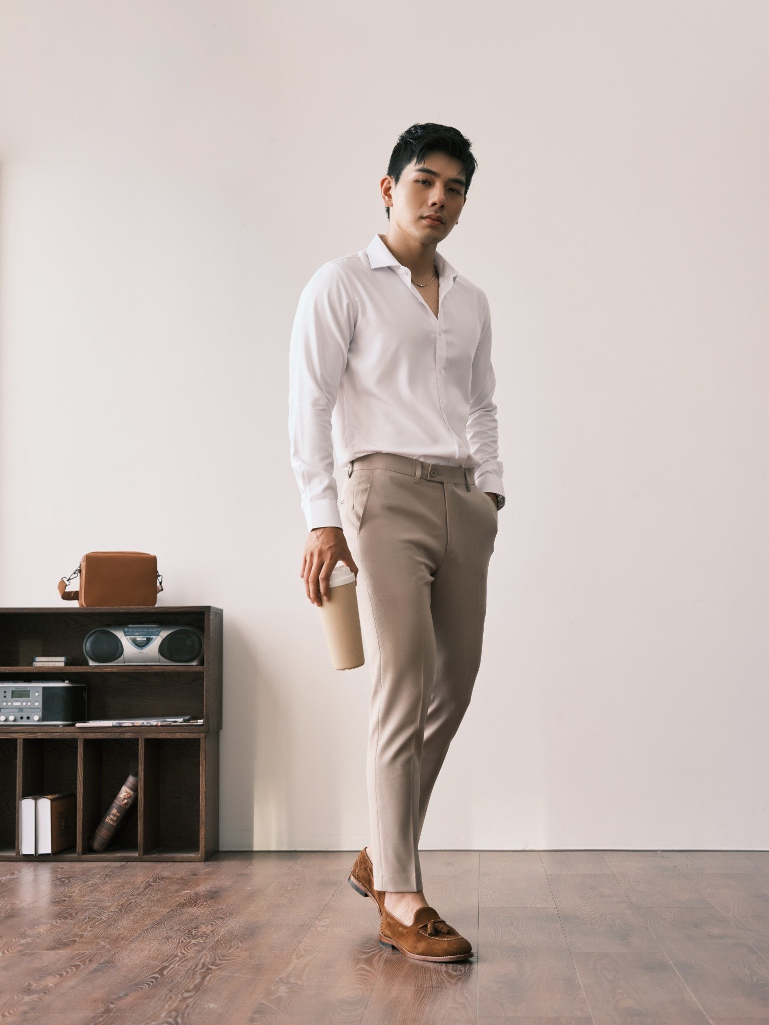 AG1P1 PREMIUM SLIMFIT TEXTURE SHIRT - WHITE