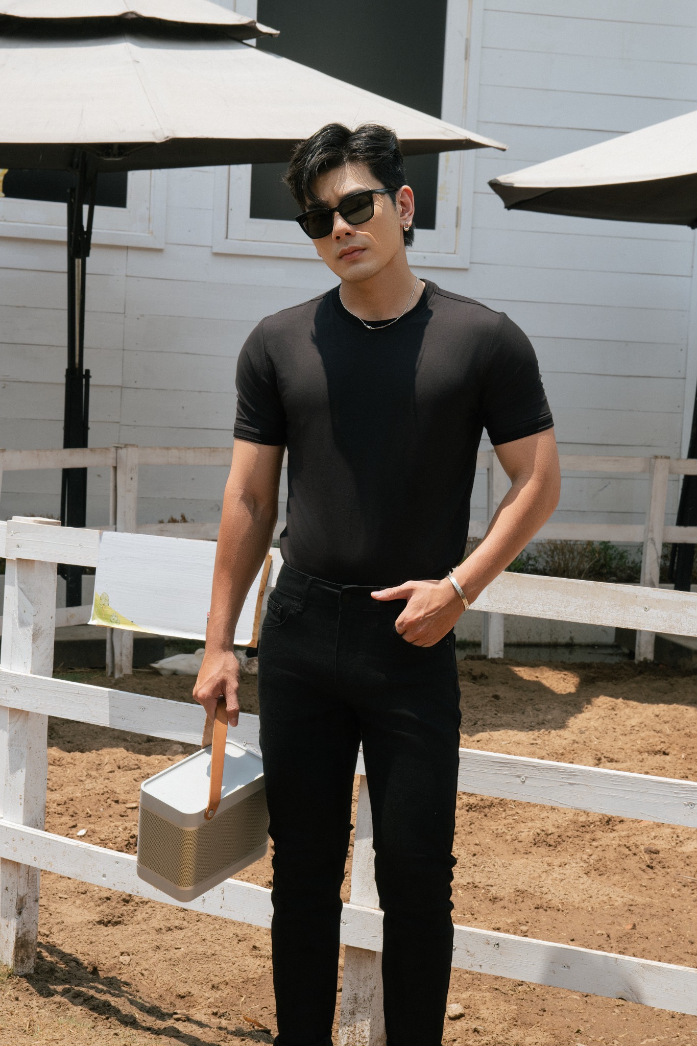 AG080 PREMIUM REGULAR FIT BASIC  T-SHIRT - BLACK