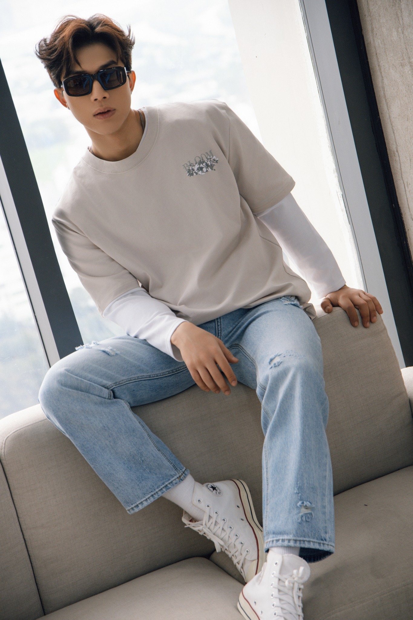 AG55 PREMIUM REGULAR FIT RIPPED JEANS - LIGHT BLUE