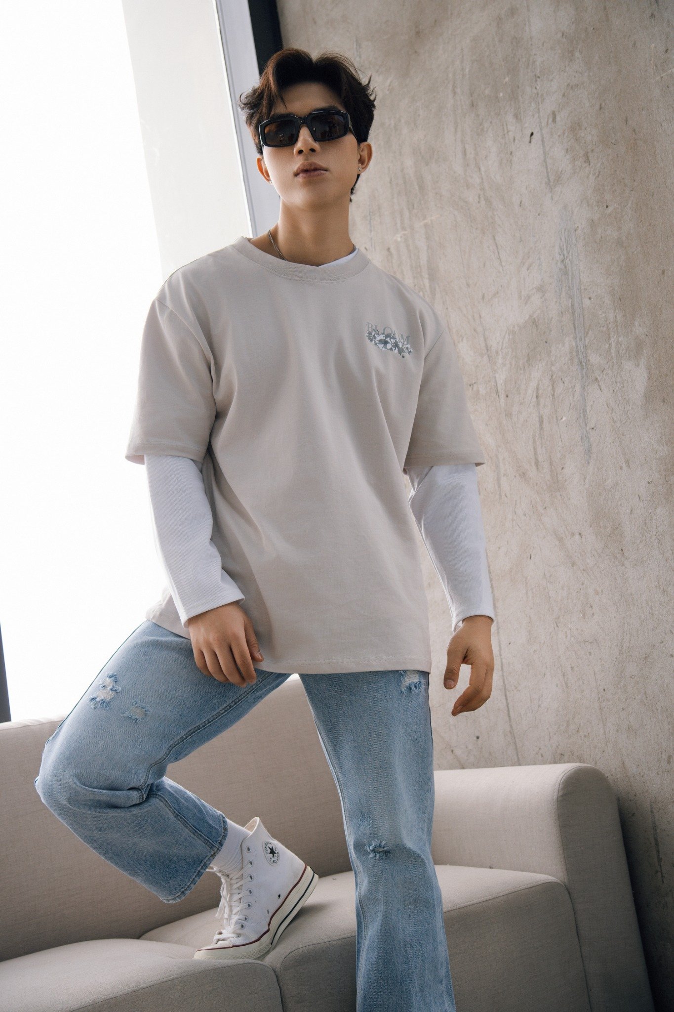 AG55 PREMIUM REGULAR FIT RIPPED JEANS - LIGHT BLUE