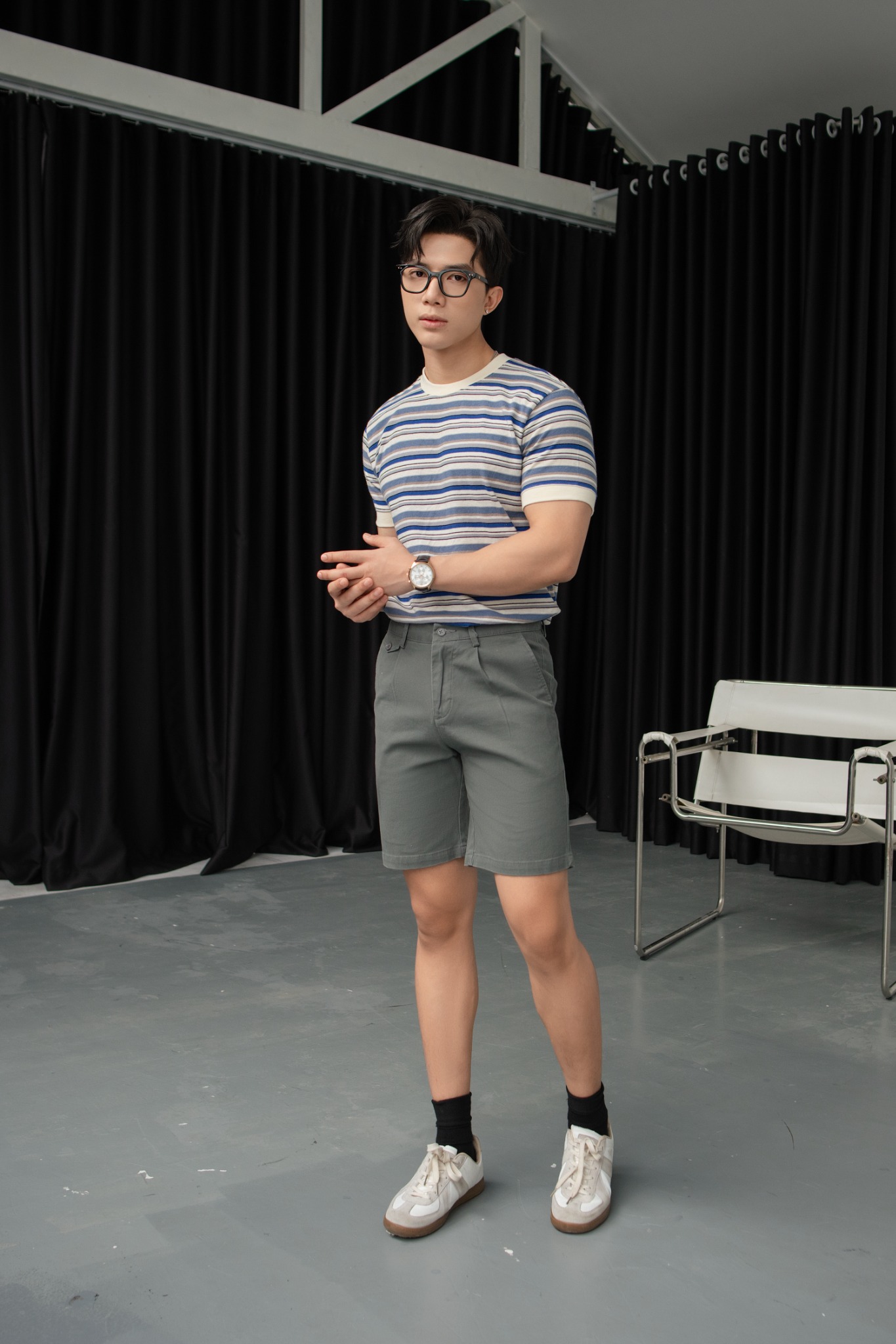 AG513 STUDIO SLIMFIT PLEATED CHINO KHAKI SHORT - LIGHT GREY
