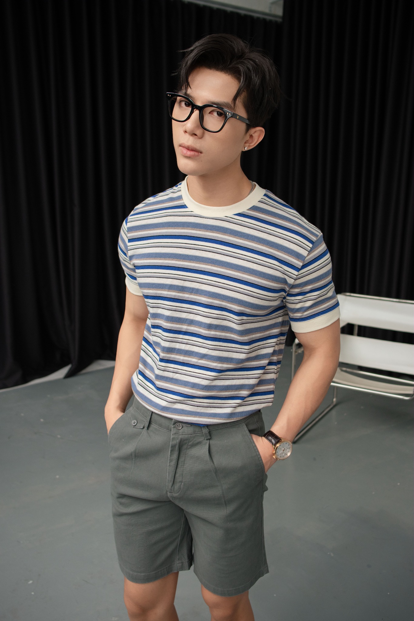 AG513 STUDIO SLIMFIT PLEATED CHINO KHAKI SHORT - LIGHT GREY