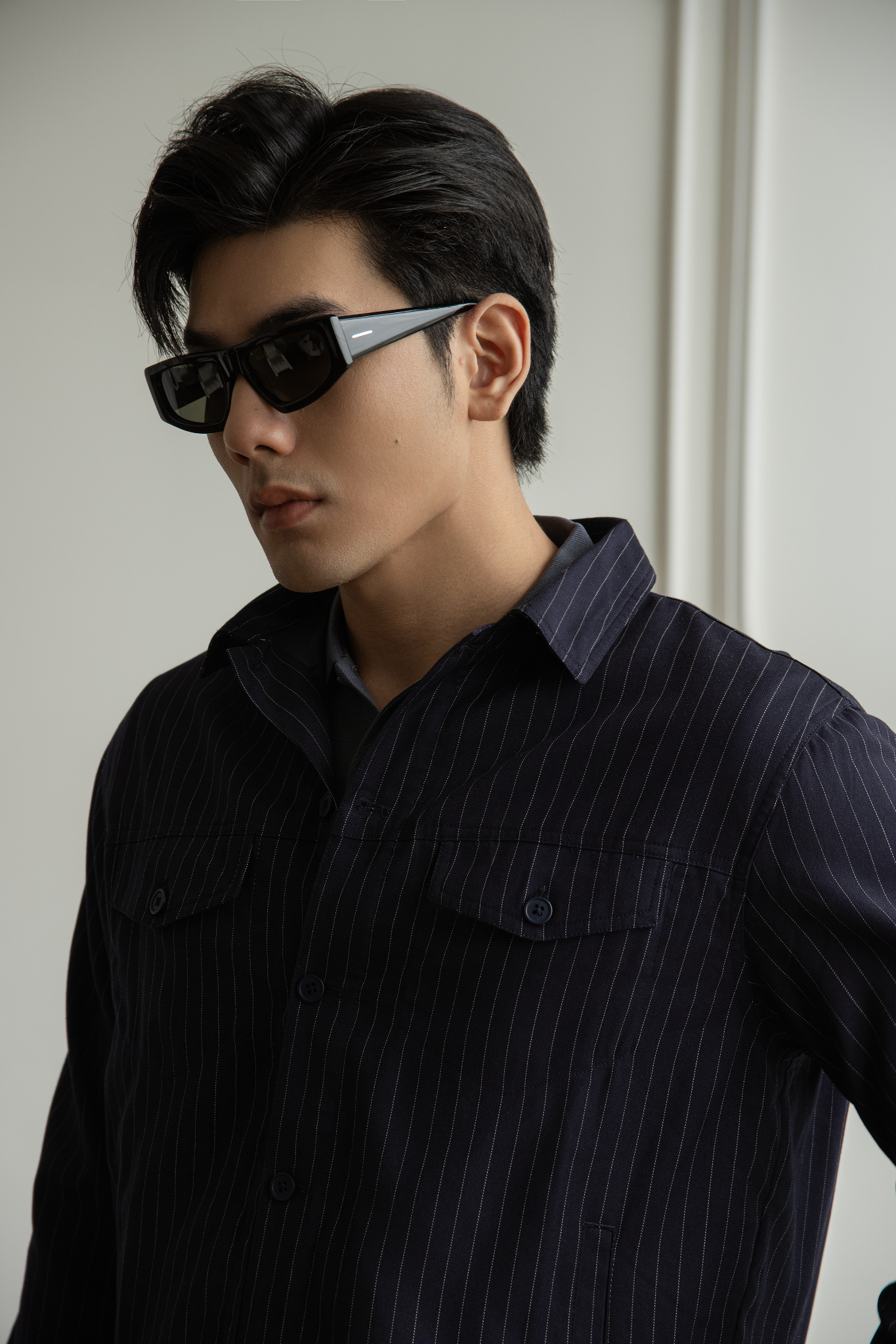 AG08 STUDIO REGULAR FIT STRIPED TWO POCKETS JACKET - DARK BLUE