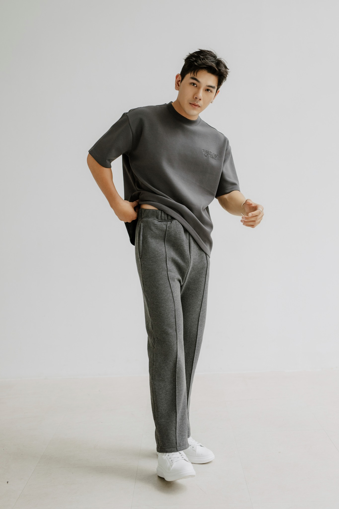 AG08 STUDIO LOOSE FIT BASIC LONG PANTS - LIGHT GREY