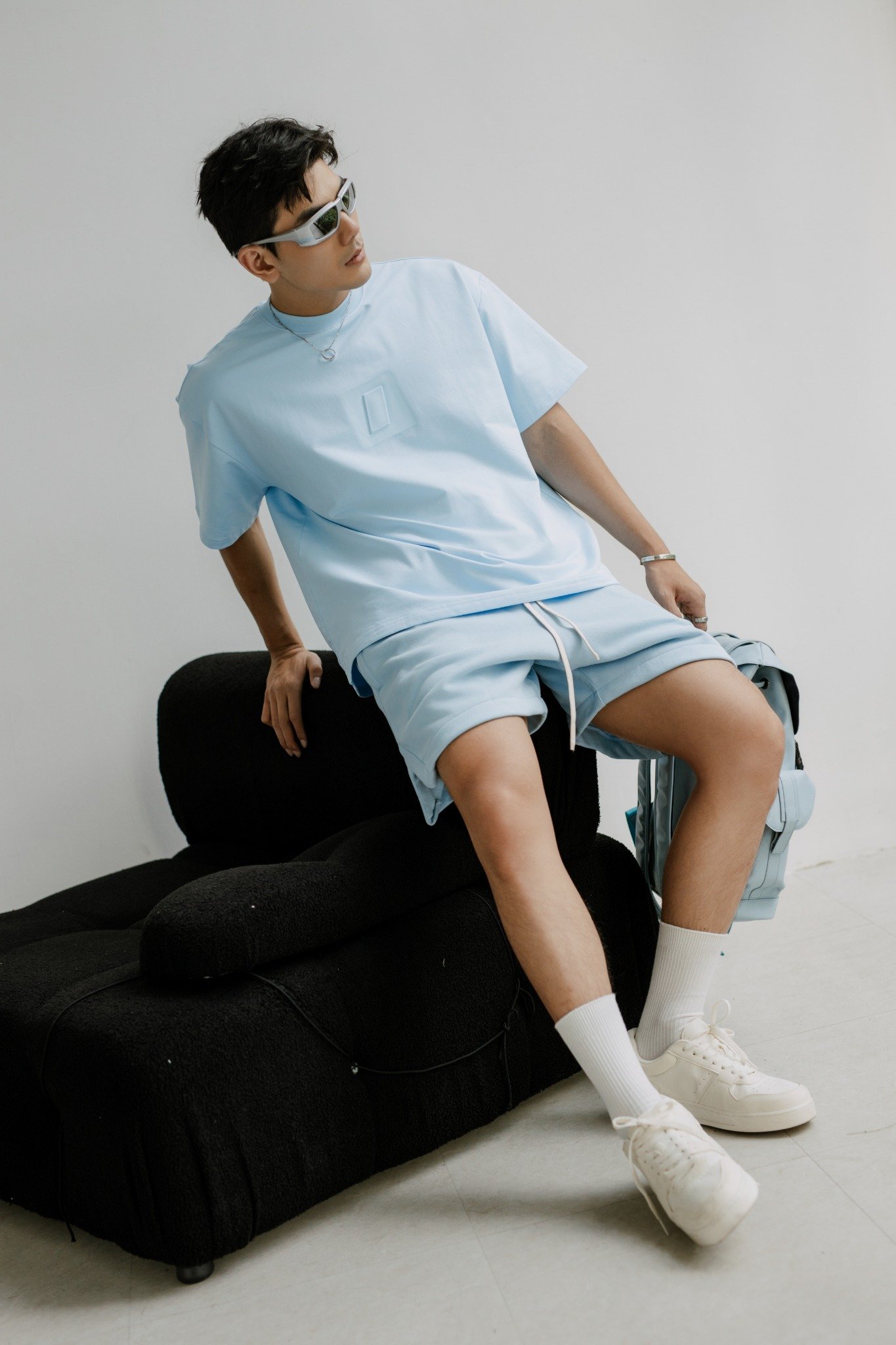 TA22 STUDIO LOOSE FIT BASIC SHORT - SKY BLUE