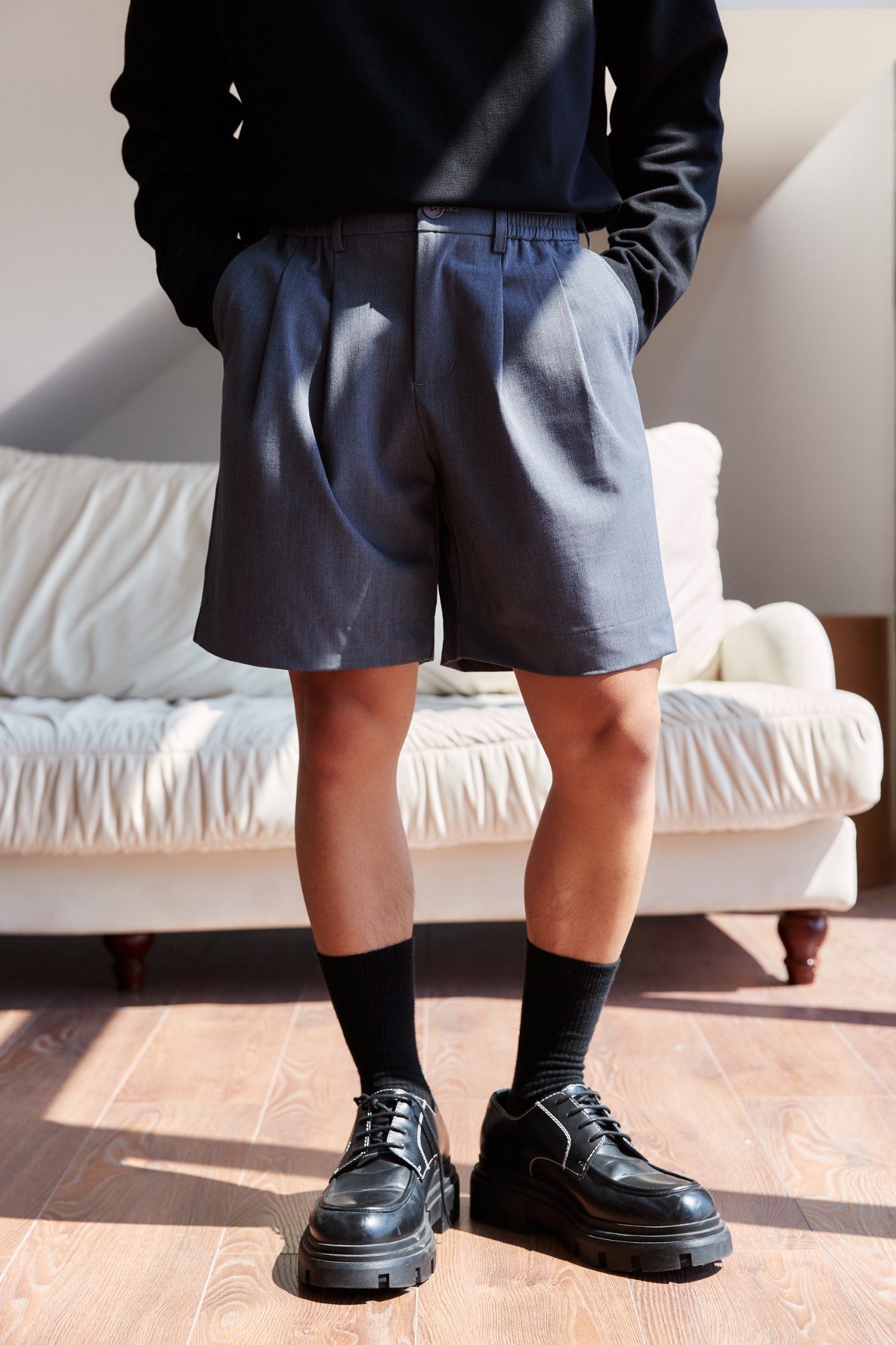AG18 STUDIO LOOSE FIT PLEATED SHORT - GREY