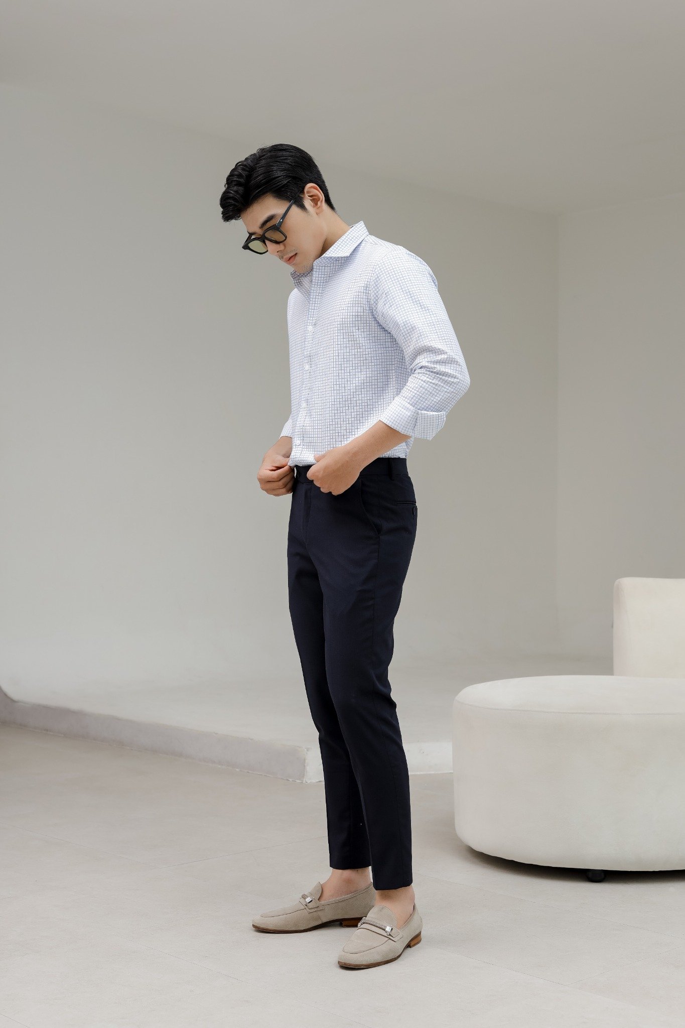 AG78 PREMIUM SLIMFIT SMALL CHECKED SHIRT - LIGHT BLUE
