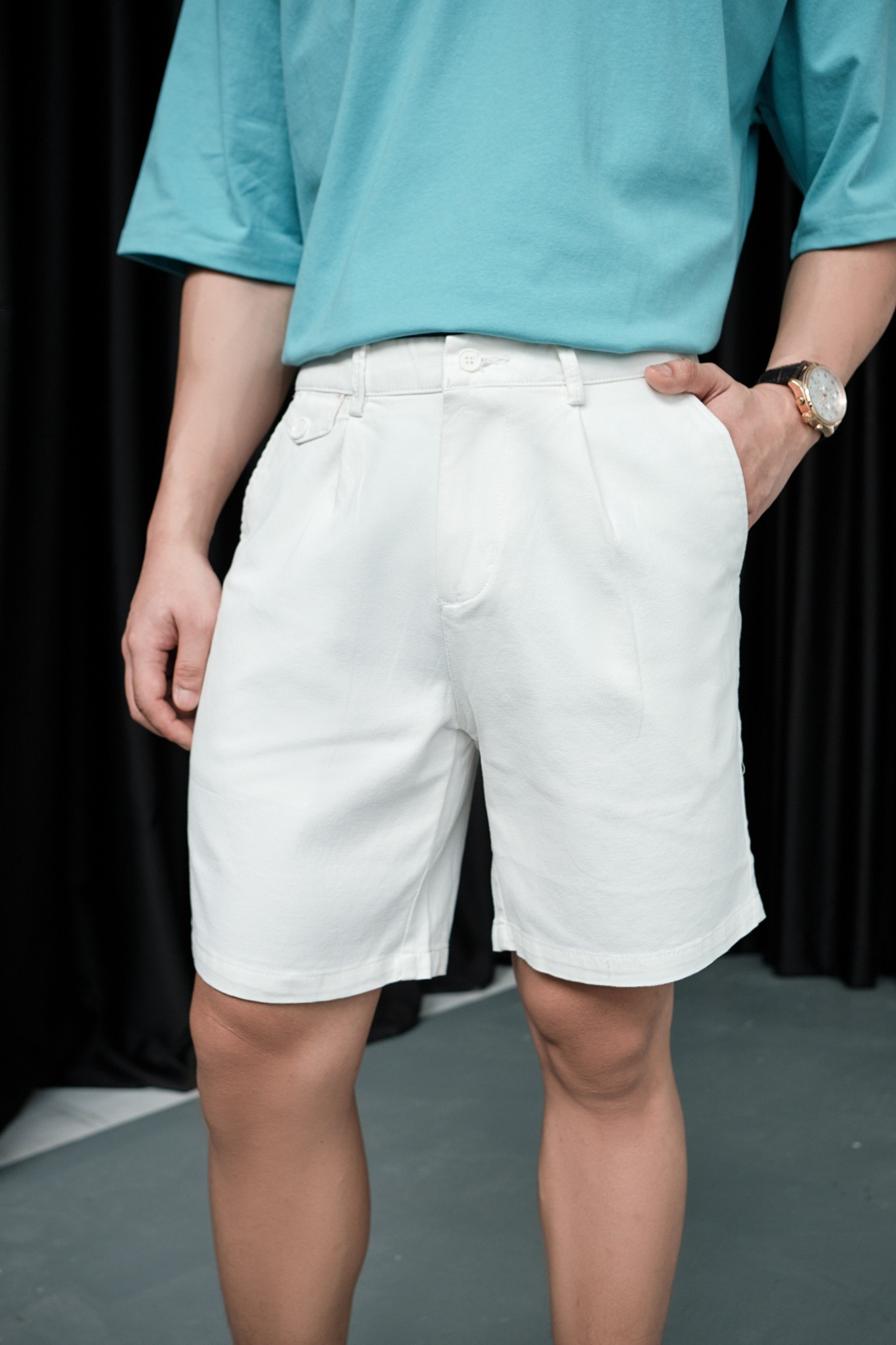 AG509 STUDIO SLIMFIT NEW PLEATED CHINO SHORT - WHITE