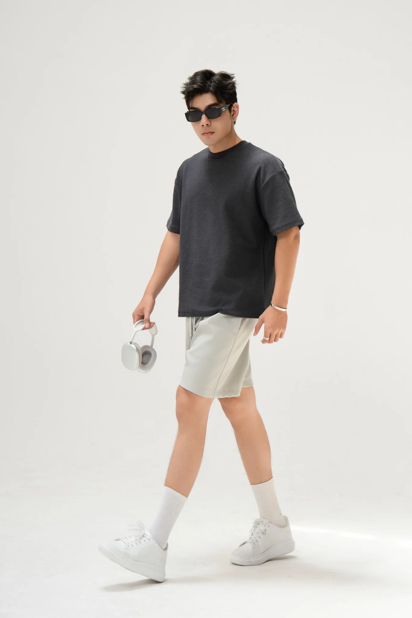 AG44 STUDIO LOOSE FIT DETAIL LOGO LEATHER T-SHIRT - DARK BLUE
