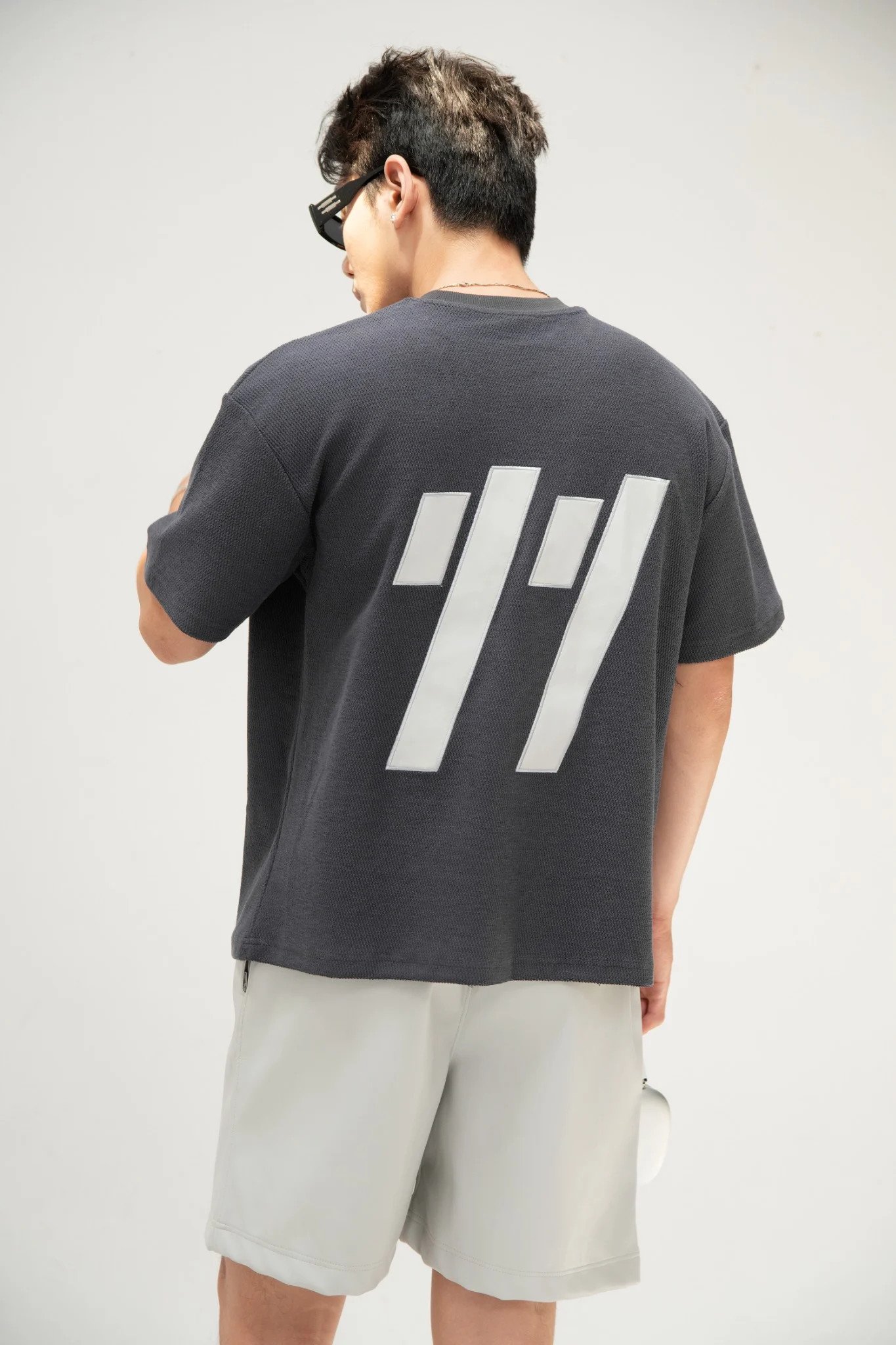 AG44 STUDIO LOOSE FIT DETAIL LOGO LEATHER T-SHIRT - DARK BLUE