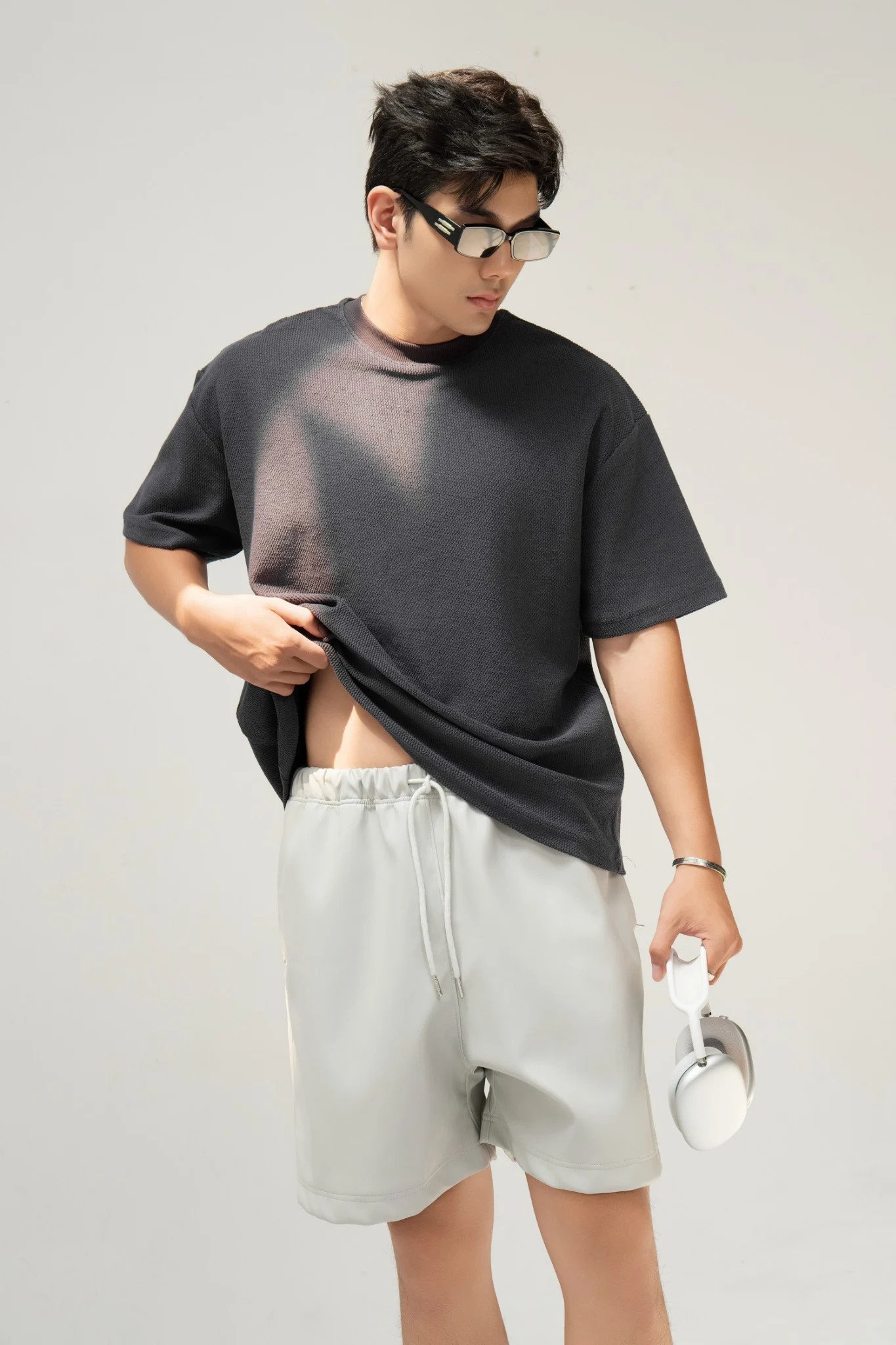 AG44 STUDIO LOOSE FIT DETAIL LOGO LEATHER T-SHIRT - DARK BLUE