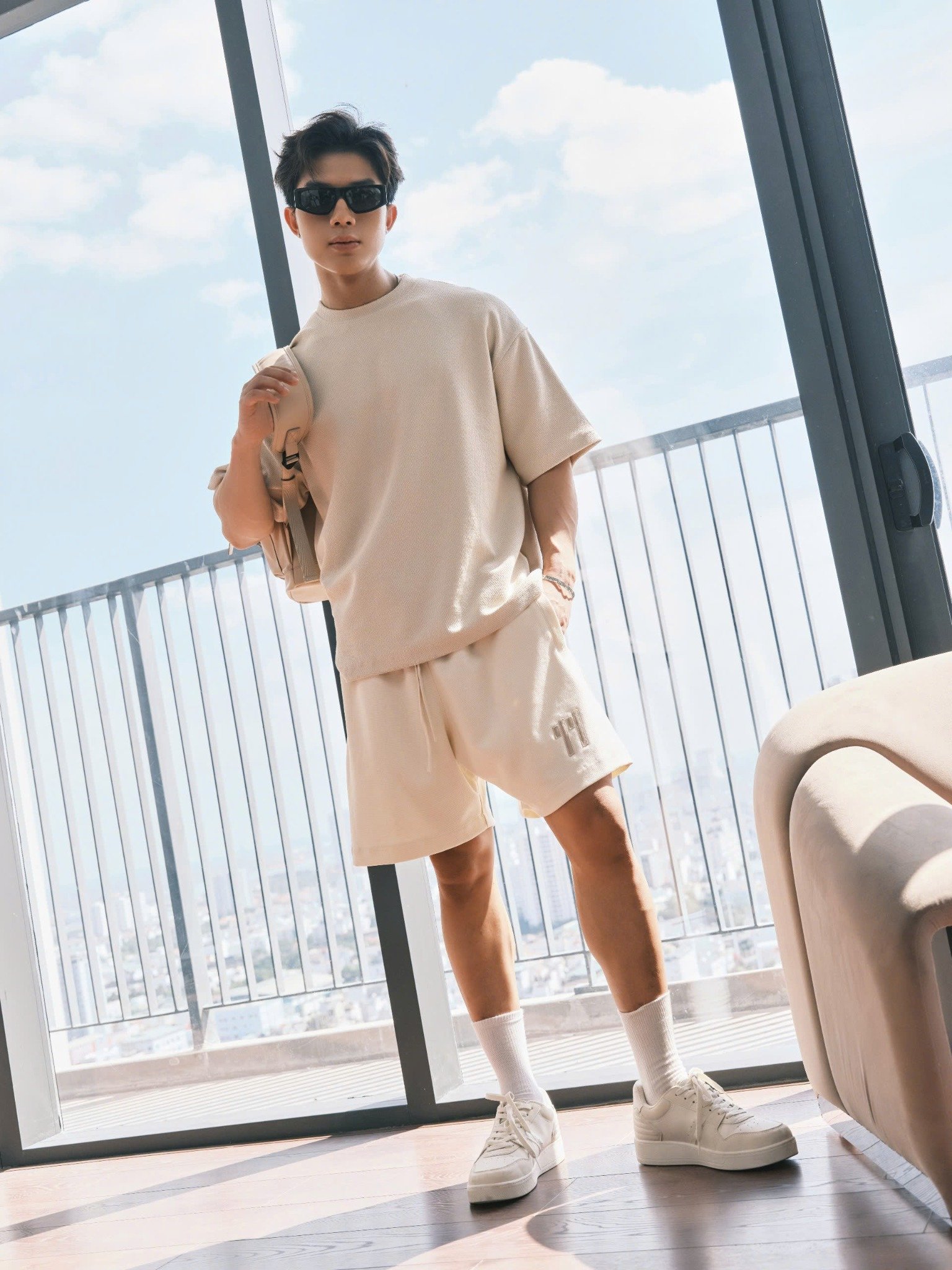 AG43 STUDIO LOOSE FIT DETAIL LOGO LEATHER T-SHIRT - OFF WHITE