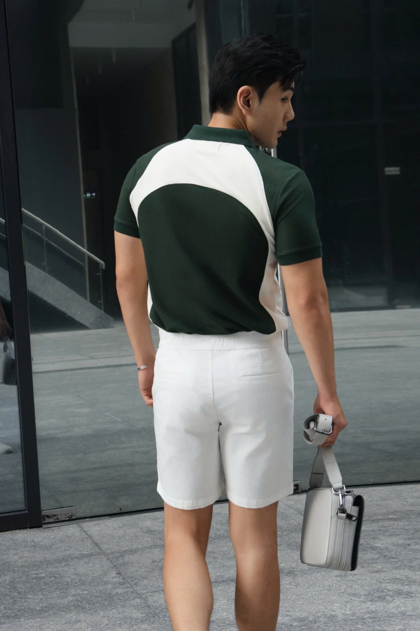 AG523 SIGNATURE SLIMFIT EASY KHAKIS SHORTS- WHITE