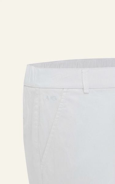  AG523 SIGNATURE SLIMFIT EASY KHAKIS SHORTS- WHITE 