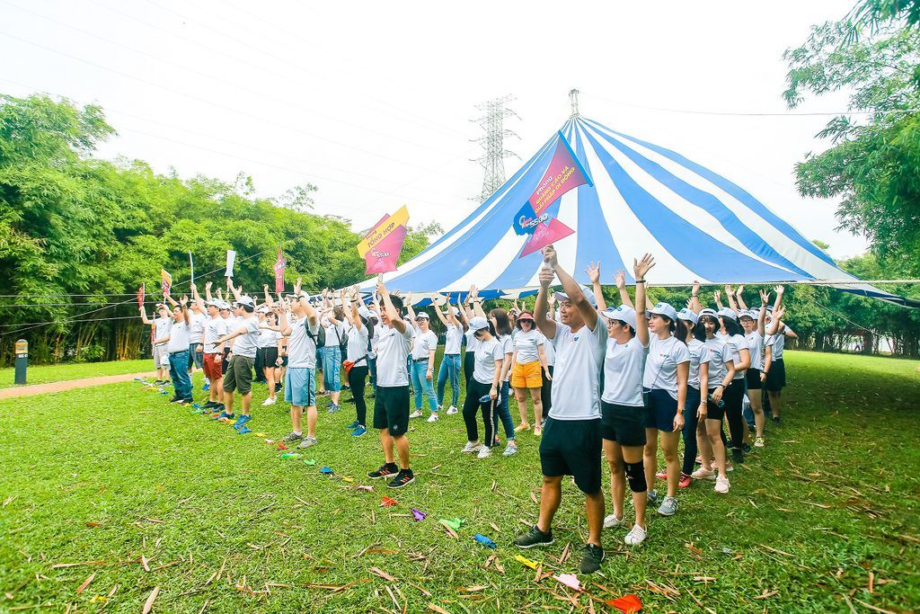 TỔ CHỨC TEAMBUILDING TẠI SERANA KIM BÔI RESORT