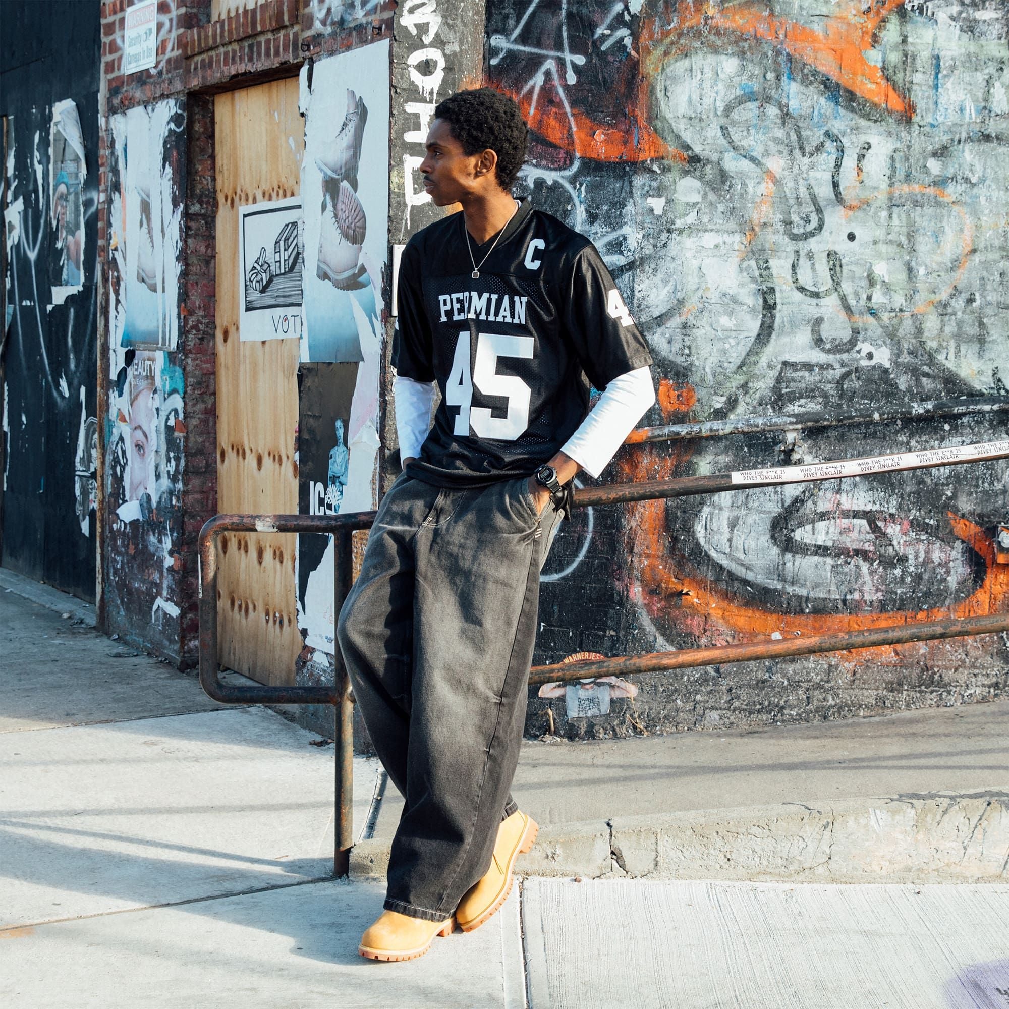 Đồng hồ Casio G-Shock DW-6900RL-1DR Chính Hãng