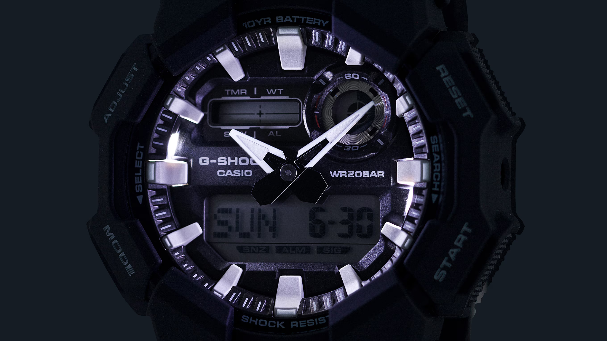 Đồng hồ Casio G-SHOCK GA-010-1ADR Chính Hãng