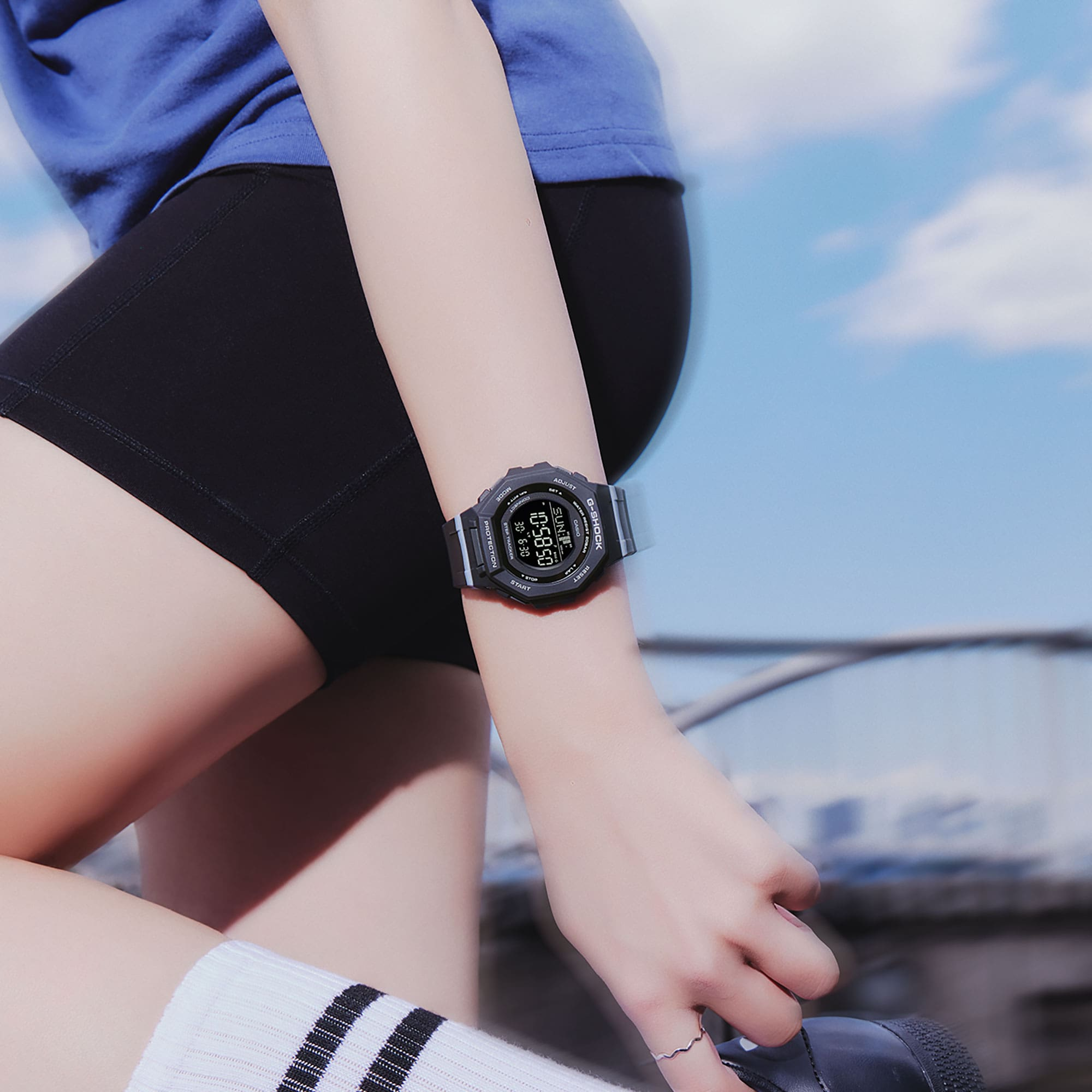 Đồng hồ Casio G-Shock GMD-B300-1DR Chính Hãng