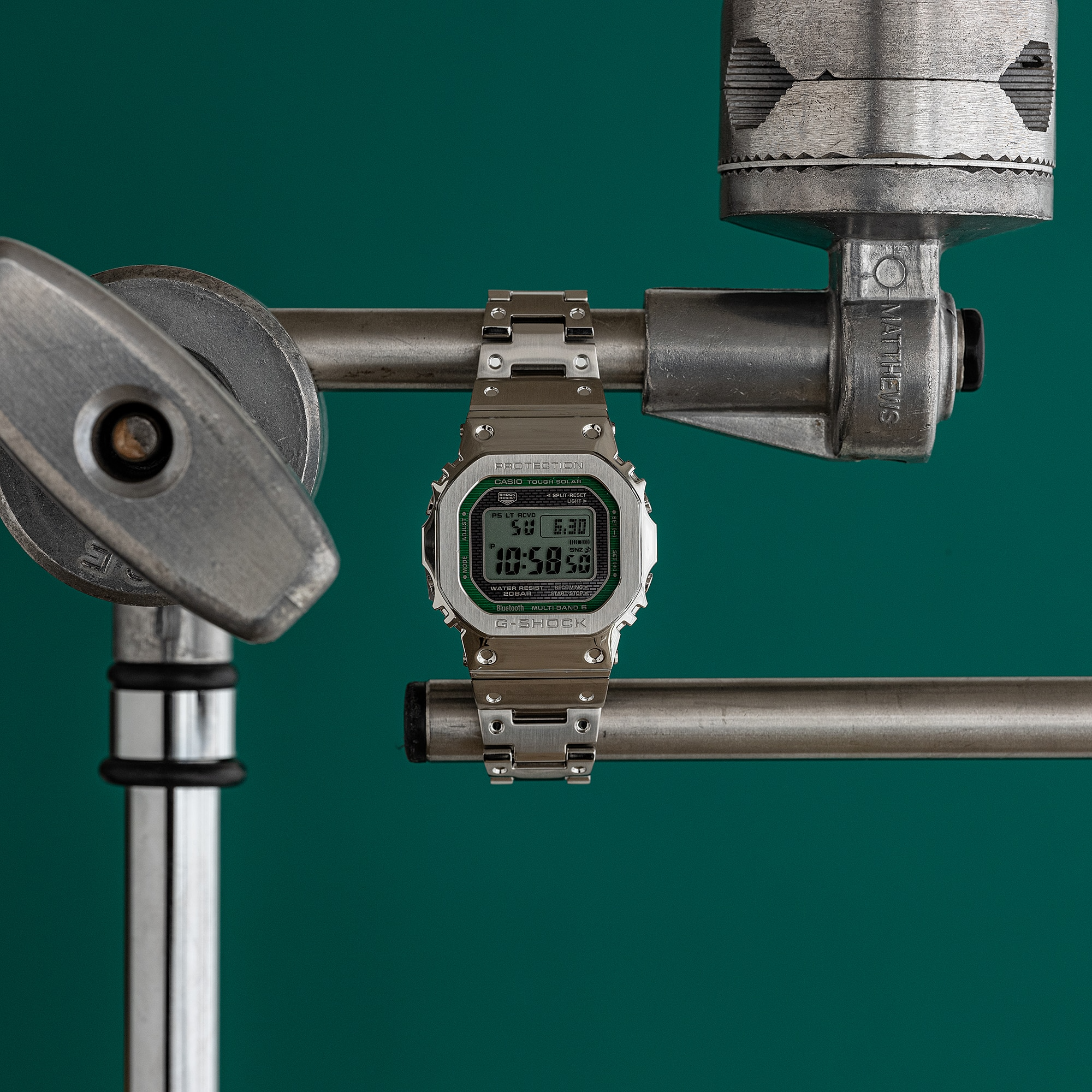 Đồng Hồ Casio G-SHOCK GMW-B5000D-3DR Chính Hãng