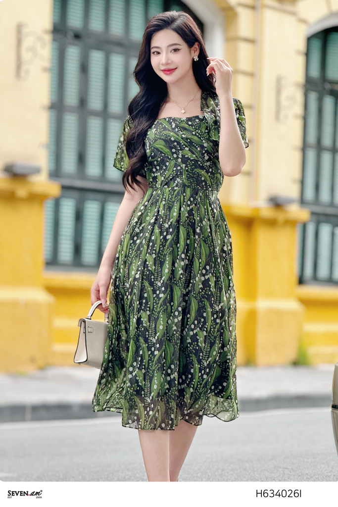 Đầm xoè ngắn tay hoạ tiết hoa thời trang nữ Seven.AM H634026I