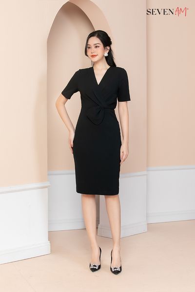 Đầm ôm tay lửng Thô đen cổ V nơ eo giao chéo Y613002D