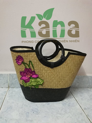 Giỏ đan lát hoa sen