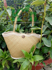 Giỏ lát đơn giản