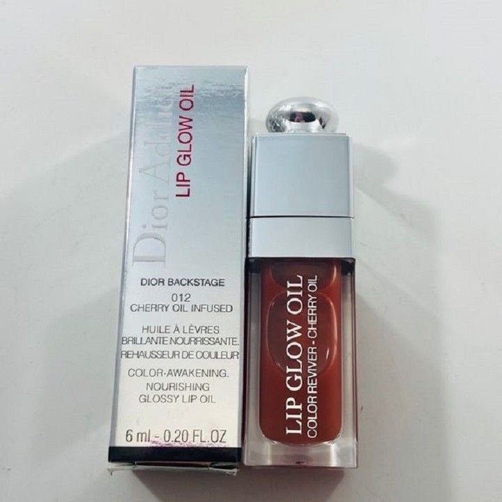 Dior Lip Glow Oil Review  hint of gloss