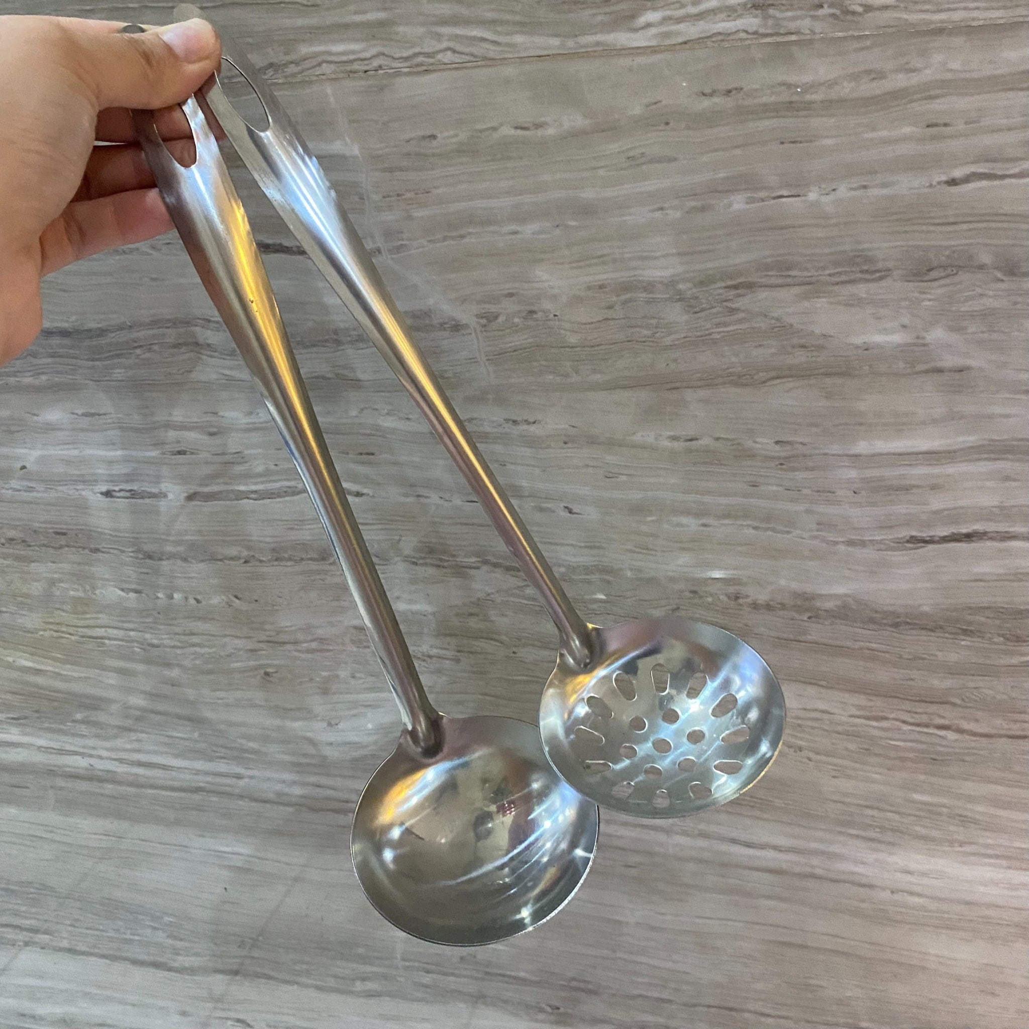 Muôi múc canh inox 304 xin cán dài inox nguyên khối