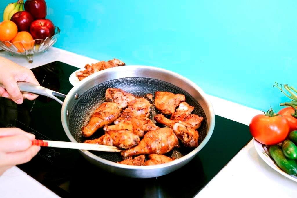 Chảo Chống Dính Mishio Black Cube MK252 Size 30