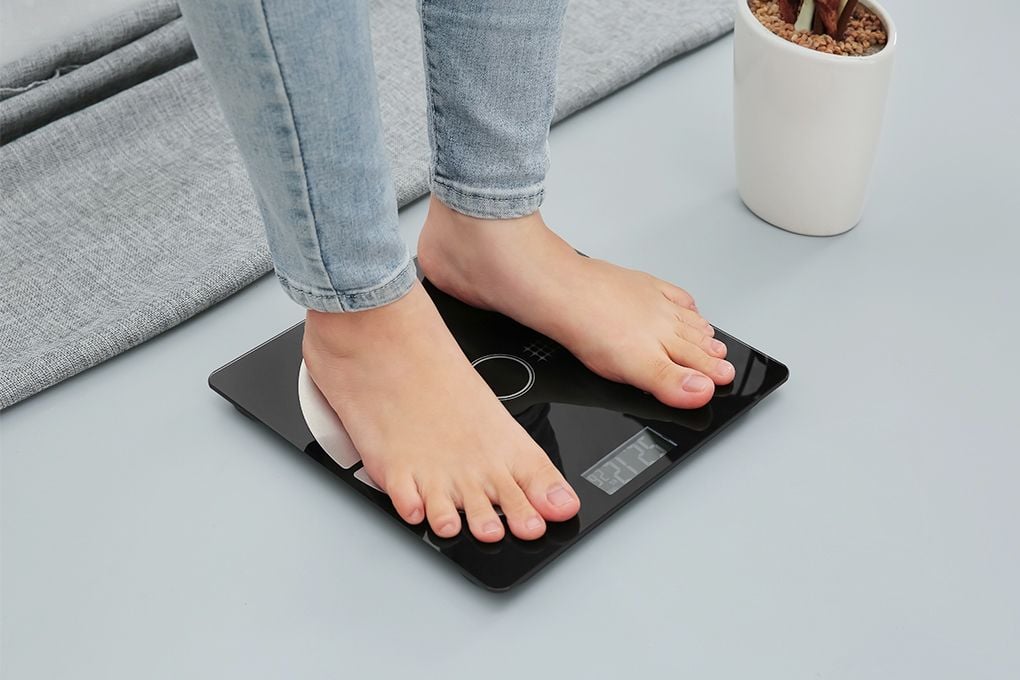 Cân Điên Tử Bluetooth Phân Tích Chỉ Số Cơ Thể Kachi MK223