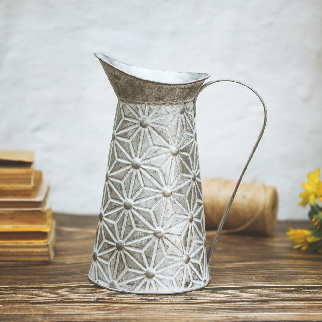 Bình hoa thiếc Retro, loại trung